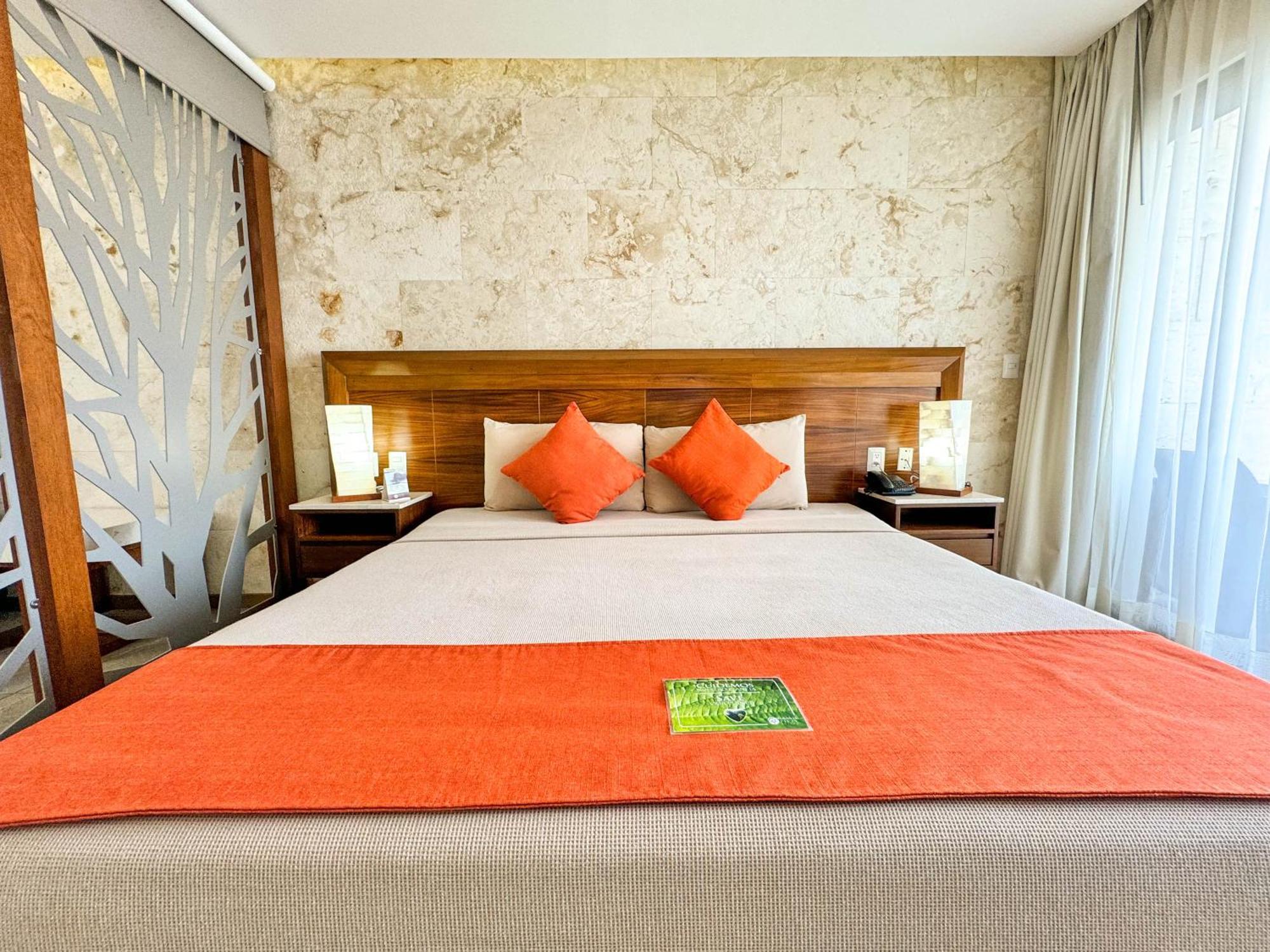 Grand Fifty Suites Playa del Carmen Exterior photo