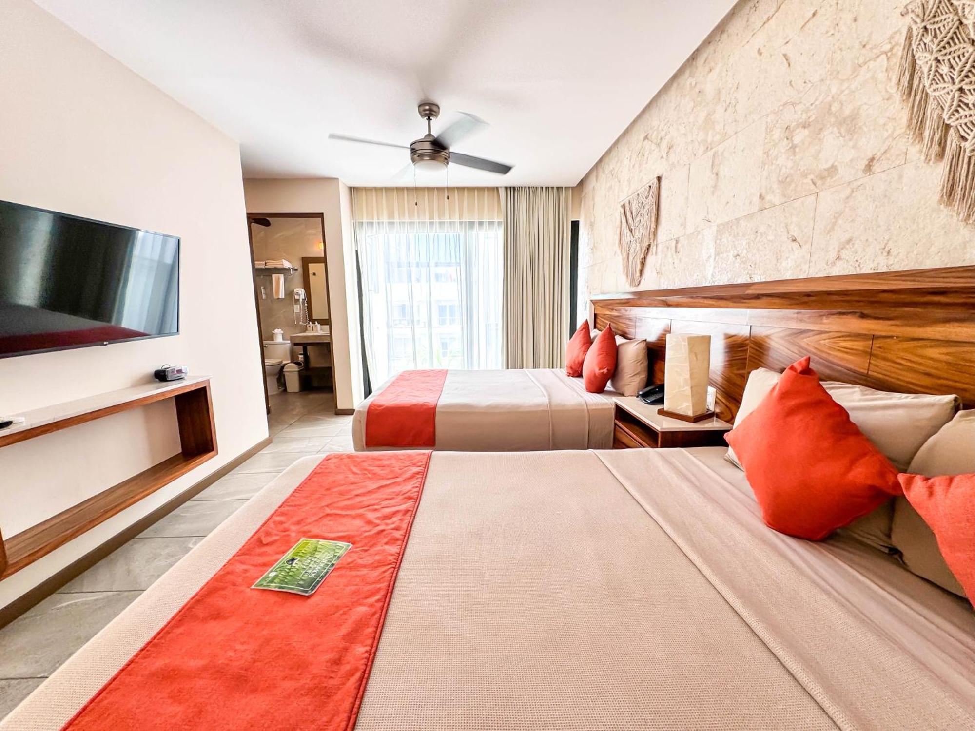 Grand Fifty Suites Playa del Carmen Exterior photo