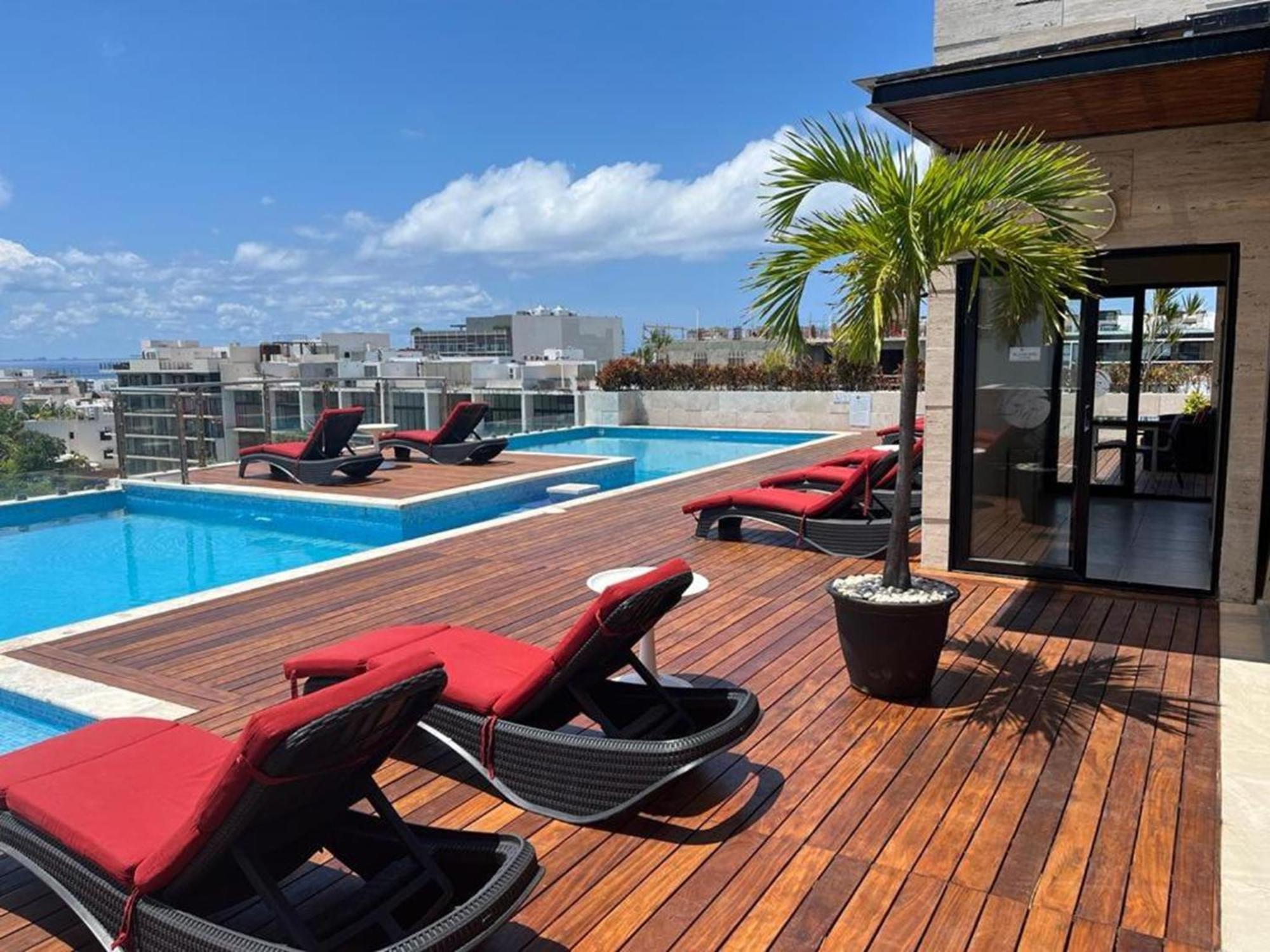 Grand Fifty Suites Playa del Carmen Exterior photo
